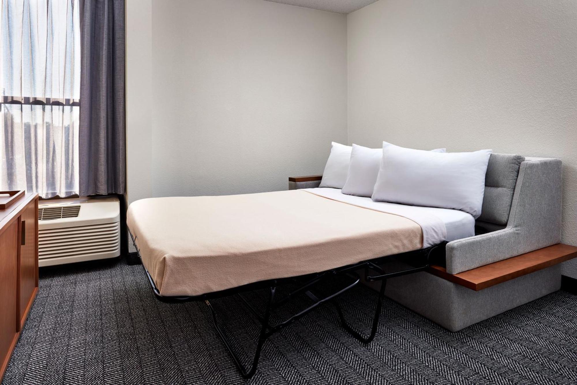 คอร์ตยาร์ด วัลเลโฮ นาปาแวลเลย์ Hotel บาเยโค ภายนอก รูปภาพ