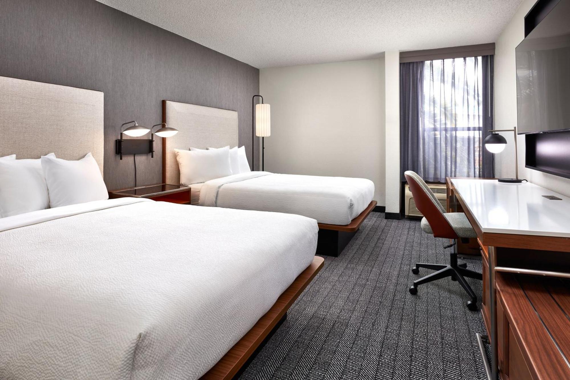 คอร์ตยาร์ด วัลเลโฮ นาปาแวลเลย์ Hotel บาเยโค ภายนอก รูปภาพ